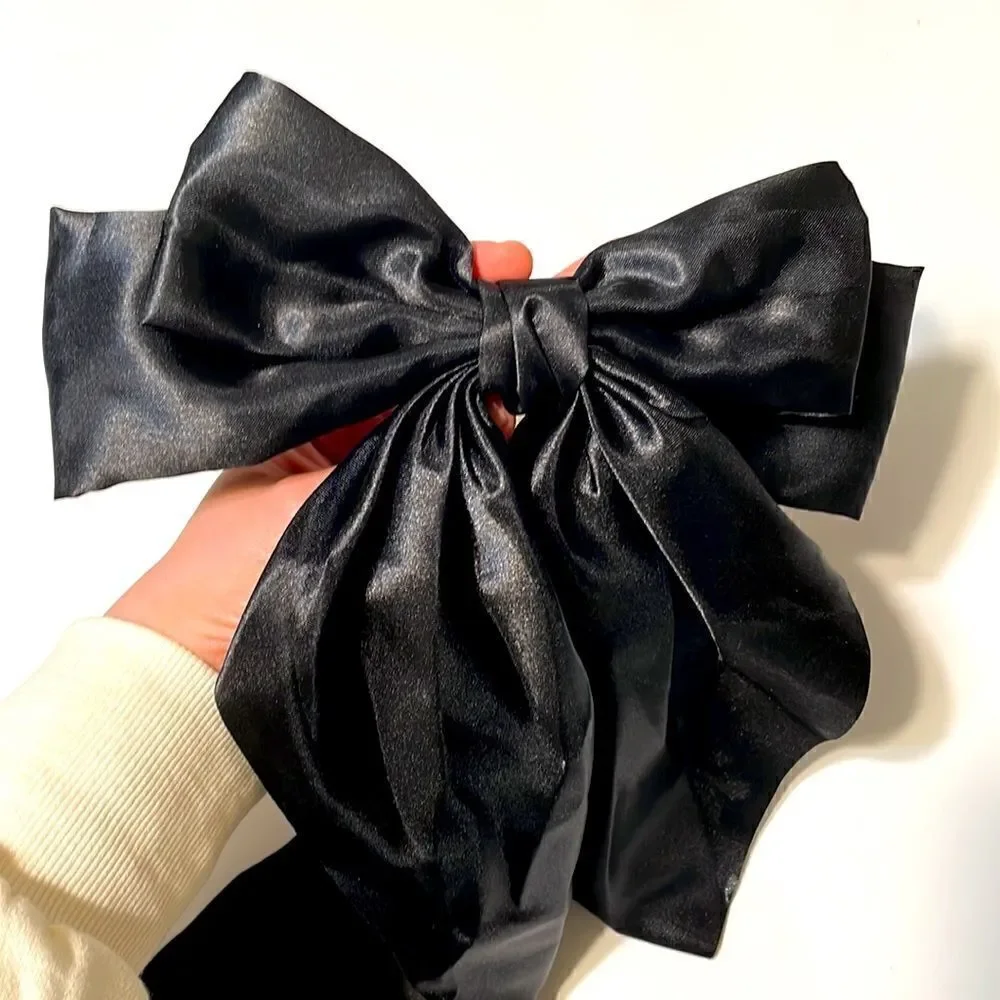 Black bow hair clip N65